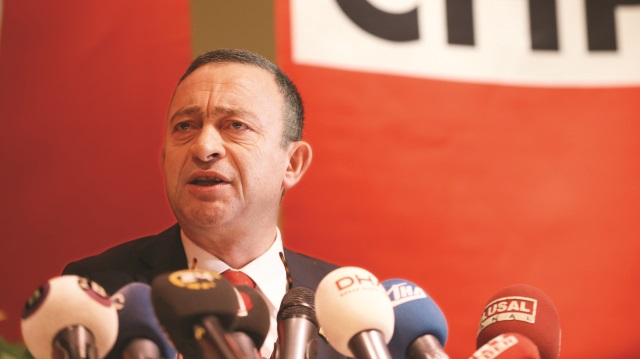 Eski İstanbul Baro Başkanı Ümit Kocasakal, CHP’nin 3-4 Şubat’taki 36. Olağan Kurultayı’nda genel başkan adayı olduğunu açıkladı