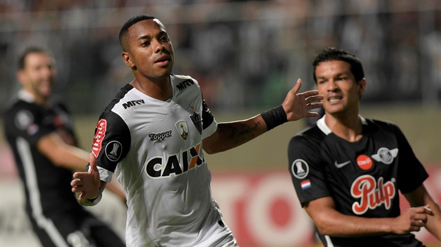 33 yaşındaki Robinho son olarak Atletico Mineiro forması giymişti.