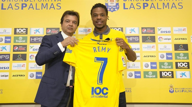 Galatasaray ve Trabzonspor'un gündeminde olduğu belirtilen Remy'nin transferine dair ilginç bilgiler ortaya çıktı. 