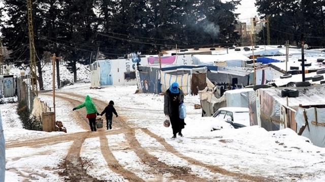 مخيم للاجئين السوريين في لبنان 