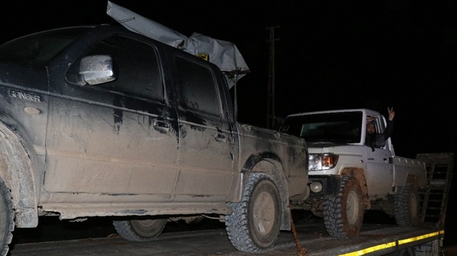 ÖSO birlikleri Afrin harekatında kullanacakları doçka yüklü pikaplar konuşlandırıldı.