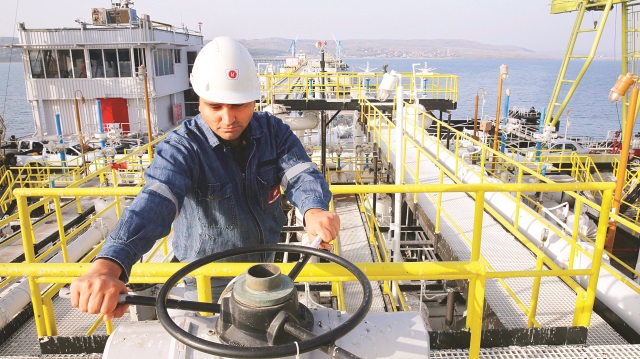 Türk Akımı yoluyla ilk doğalgaz akışı 2019 sonuna kadar başlayacak.