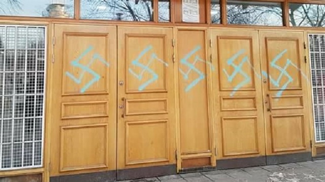 أقدم مساجد العاصمة السويدية يتعرض لاعتداء عنصري