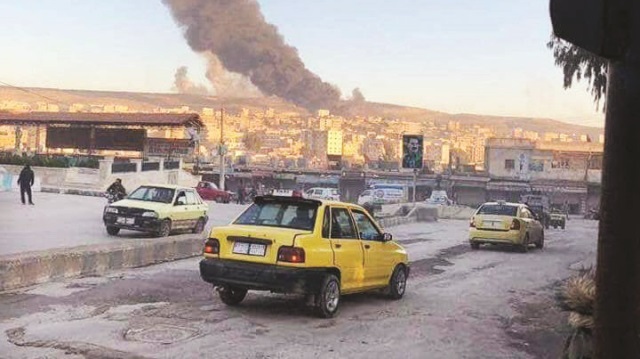 YPG'li teröristler, kendi ailelerini harekat düzenlendiği bölgeden kaçırma telaşına düştü.