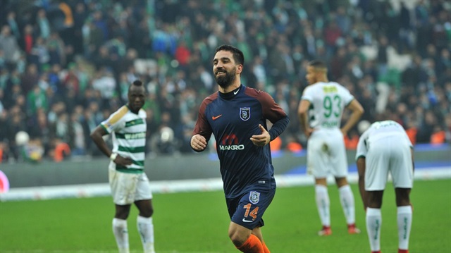 Galatasaray taraftarı Arda Turan'ı zayıf tarafından vuracak!