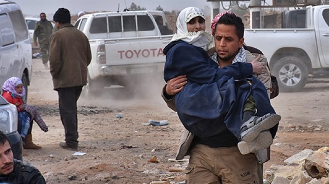 مسؤولون محليون ينفون إجلاء 700 شخص من الغوطة الشرقية المحاصرة