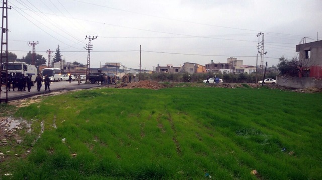 YPG'li teröristler tarafından Hatay'ın Reyhanlı ilçesine gönderilen roketin düştüğü bölge