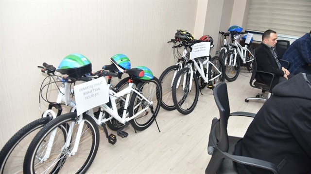 İzmit Belediyesi ücretsiz bisiklet dağıtacak. 
