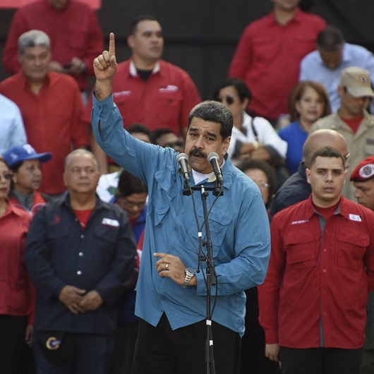 Maduro yeniden yarışa girecek