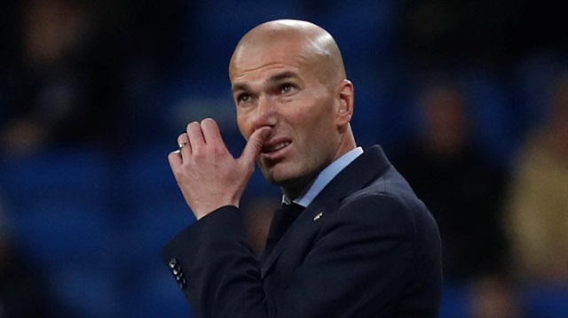 Real Madrid Teknik Direktörü Zidane, La Liga'da yarıştan koparken Kral Kupası'ndan da elendi.