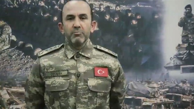 Teknik direktör Mehmet Özdilek de Mehmetçik için kamera karşısına geçti.