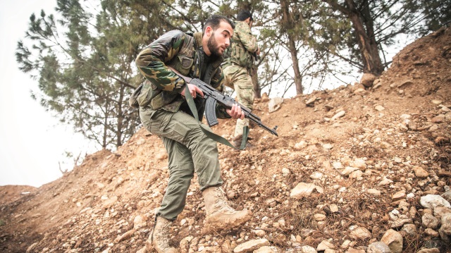 Zeytin Dalı Harekâtı’nda birlikler sınır bölgesinde 10 kilometre derinlikte güvenli hat oluşturmaya yoğunlaştı.