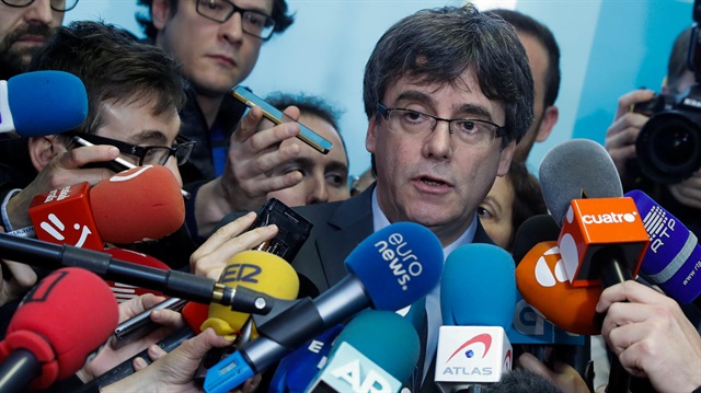 Katalan Özerk Yönetimi Başkanı Carles Puidgemont