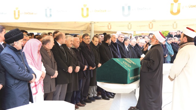 Ahmet Kara'nın cenazesi dün ikindi namazını müteakip Marmara Üniversitesi İlahiyat Camii'nde kılındı.
