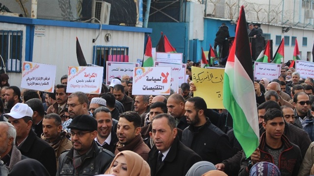 Gazze’de binlerce Filistinli, ABD'nin kararını protesto etti.