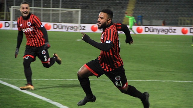Sessegnon, Gençlerbirliği'nde çıktığı ilk maçta Konyaspor karşısında 1 gol attı, 1 de asist yaptı. 