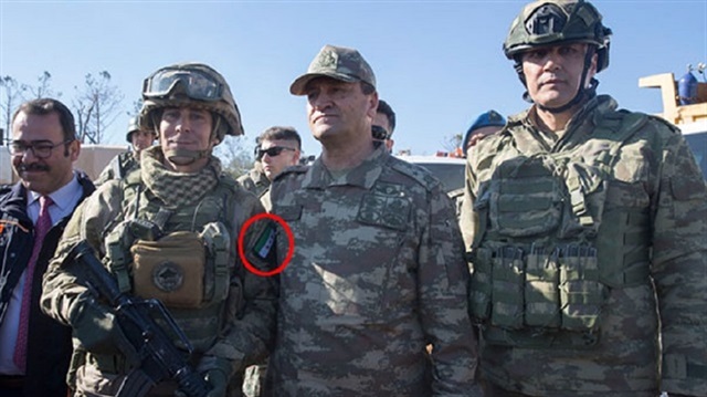 ​ما الذي يعنيه وجود شعار"علم الجيش السوري الحر"على ملابس كوماندوز تركي!!