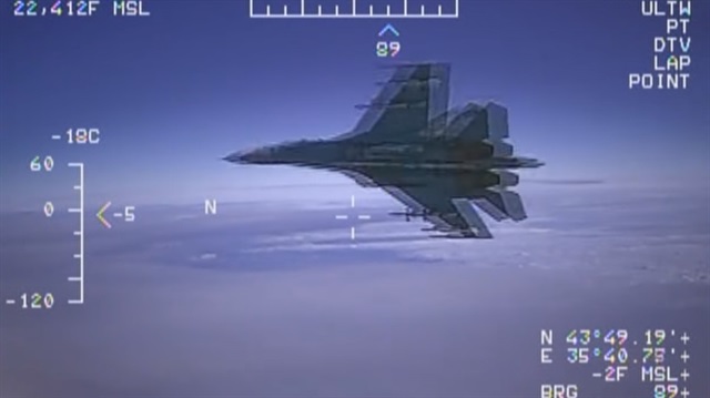 Rus jeti ABD uçağının 1,5 metre kadar yakınında uçtu.