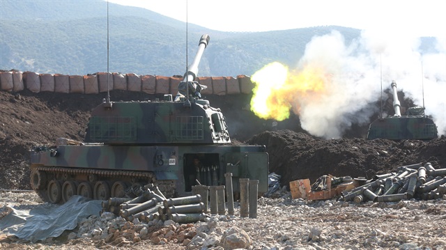 Zeytin Dalı Harekatı'nda yerli üretim Fırtına obüsleri de önemli rol üstleniyor. 