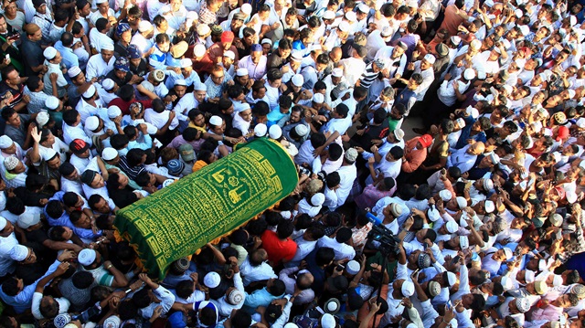 Supporters carry the coffin of Ko Ni, a prominent member of Myanmar's Muslim minority