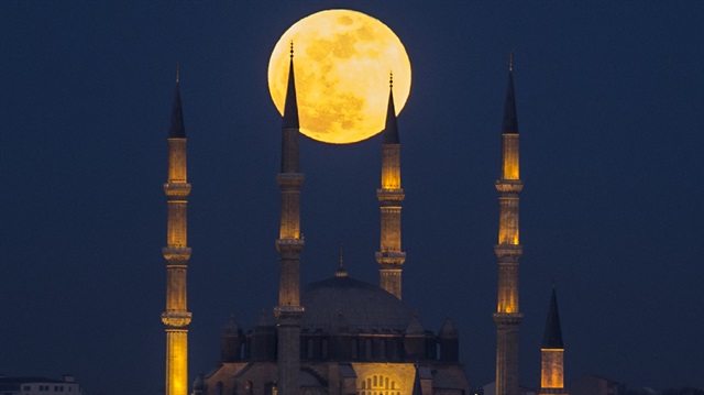 Türkiye’de çekilen en iyi 'Mavi Süper Kanlı Ay' fotoğrafları