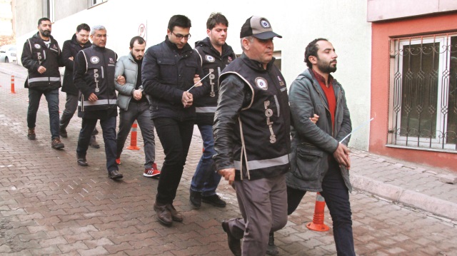 Kayseri’deki FETÖ soruşturması kapsamında gözaltına alınan 6 şüpheli adliyeye sevk edildi.