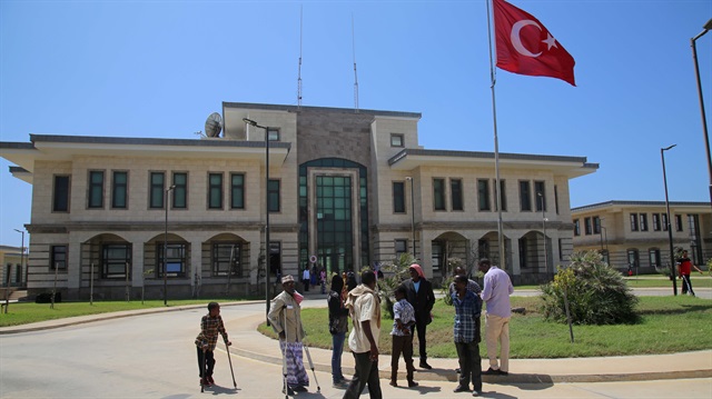 Ankara'da tedavileri tamamlandıktan sonra ülkelerine dönen onlarca Somalili Türkiye'ye teşekkür etti.