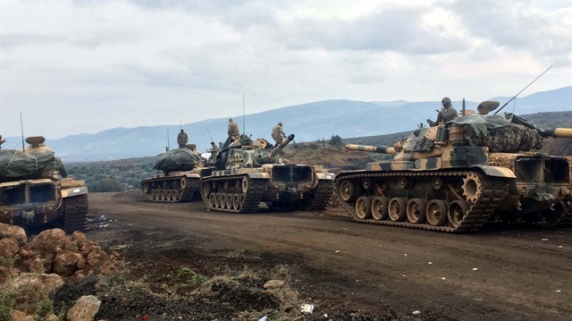 TSK'ya ait tanklar Afrin operasyonunda etkin olarak kullanılıyor