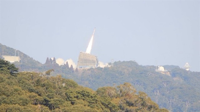 Dünyanın en küçük roketi Japonya'da fırlatıldı