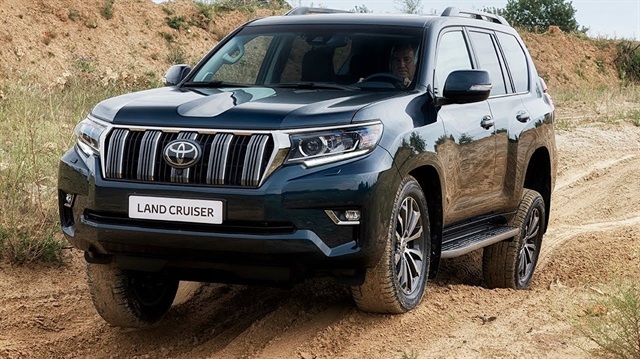 Yeni Land Cruiser Prado’nun dikkati çeken özellikleri arasında Toyota Safety Sense aktif güvenlik teknolojileri donanımları bulunuyor.