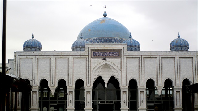 Tacikistan'ın Hucend şehrindeki Mescid-i Cami. 