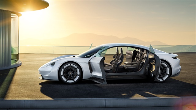 Porsche'nin elektrikli otomobil yatırımları 6 milyar avroyu aştı