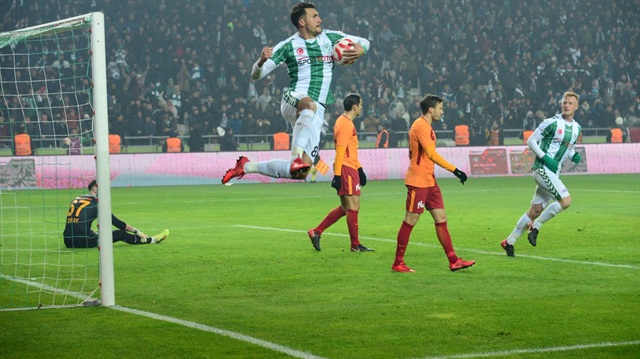 Adis Jahovic, Konyaspor formasıyla ilk golünü Galatasaray'a attı.