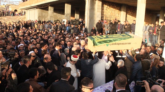 Başbakan Yıldırım, Orhan Miroğlu'nun 25 yaşında vefat eden oğlu Zerdeşt Miroğlu'nun cenaze törenine katıldı.