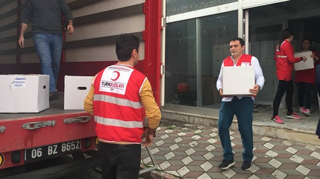 Balıkesir'den Kilis ve Gaziantep'e gıda yardımı