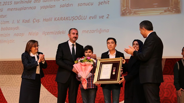 Adalet Bakanı Gül'ün katıldığı Gaziantep'teki övünç madalyası ve berat töreni