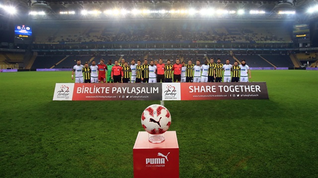 Fenerbahçe iki maçta da Giresunspor'u 2-1 yenerek adını yarı finale yazdırdı.