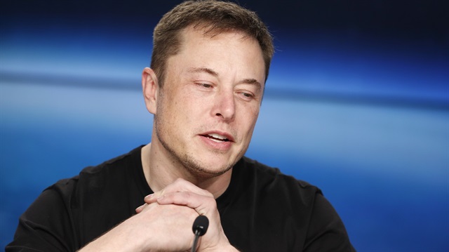 Elon Musk, Model 3 üretimindeki aksaklıkların pil konusunda kendilerine çok güvenmelerinden kaynaklandığını söyledi. 