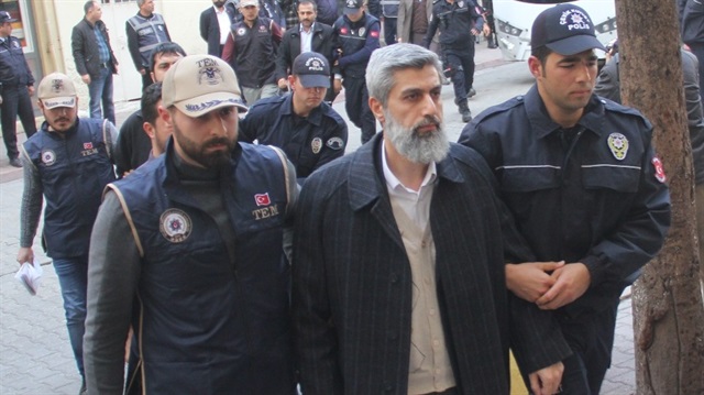 ı Alparslan Kuytul ile birlikte 5 kişi tutuklanırken 23 kişi serbest bırakıldı.
