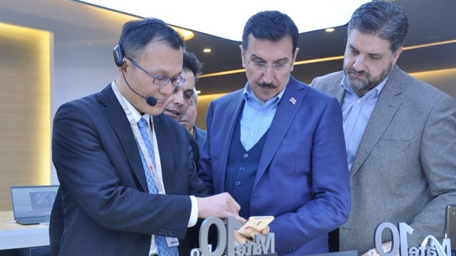 Gümrük ve Ticaret Bakanı Bülent Tüfenkci, Huawei yetkililerinden firmanın Türkiye’deki ve dünyadaki yatırım ve operasyonlarına ilişkin bilgi aldı.