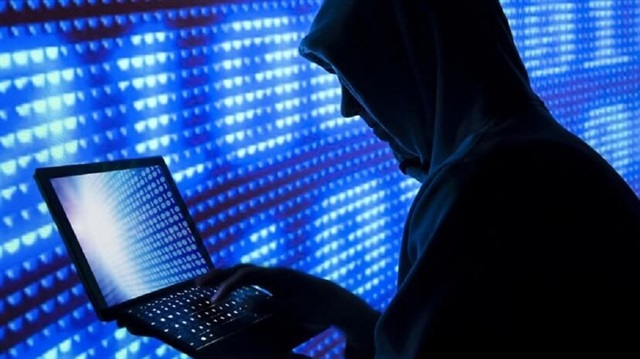 Hackerlar bazı internet sitelerine eklediği zararlı yazılımlarla ziyaretçilerin bilgisayarlarını kripto para üretmek için kullanıyor. 