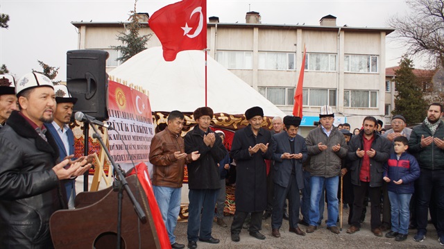 الأتراك القرغيز في أنقرة يعربون عن دعمهم لـ"غصن الزيتون"