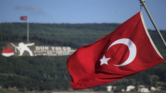 Turk Bayraginin Rengini Degismesi Teklifine Tbmm Den Tokat Gibi Cevap