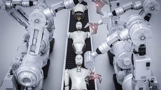 Yapay zakanın robotlara entegre edilmesiyle birlikte robot teknolojisi katlanarak gelişti.