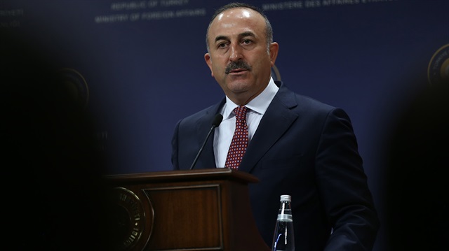 Türkiye Irak'ın yeniden imarı için 5 milyar dolarlık kredi kolaylığı sağlayacak.