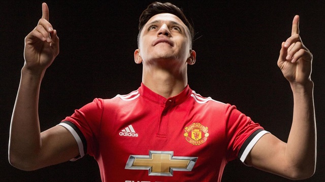 Alexis Sanchez, devre arası transfer döneminde Arsenal'den Manchester United'a transfer oldu. 