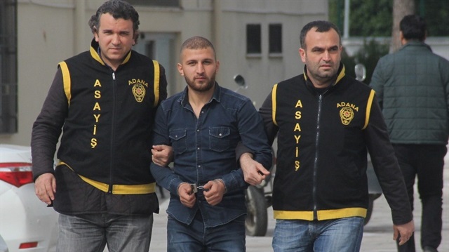 Adana'da yakalanan cezaevi firarisinden polise şaşırtan tepki.