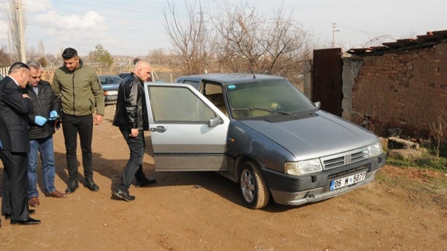 Polis ekipleri olay yerine gelerek incelemede bulundu. 