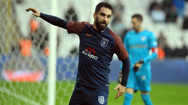 Arda Turan Başakşehir formasıyla Bursaspor karşısında ilk golünü kaydetmişti.