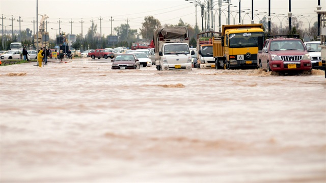 غزارة الأمطار تعطل الدوام الرسمي في ثلاث محافظات عراقية